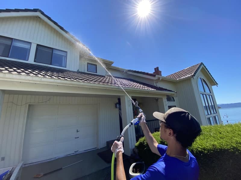 roof cleaning Seattle